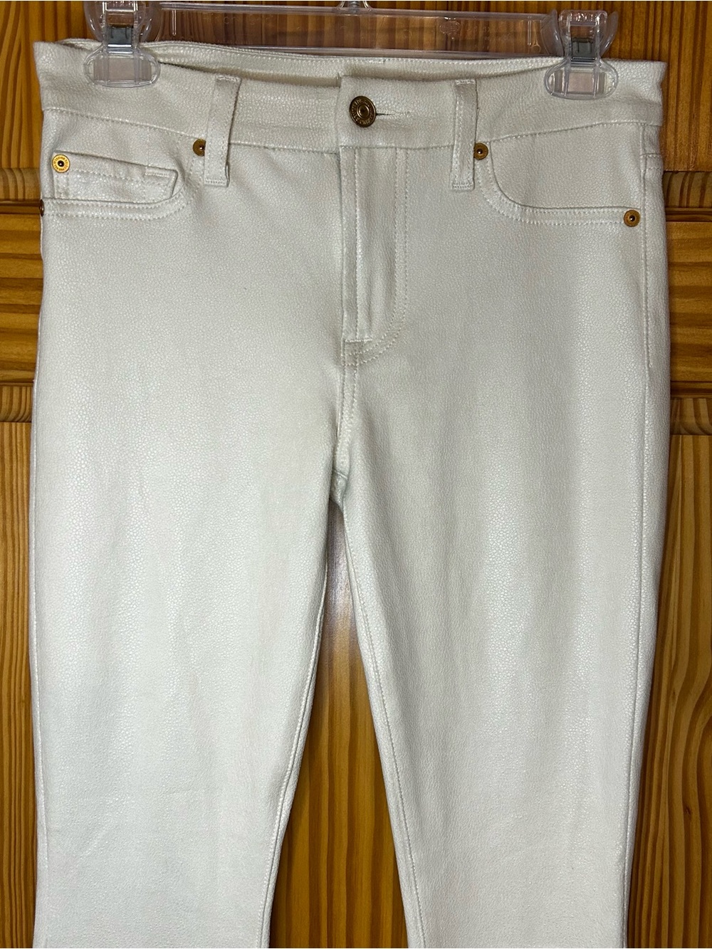 7 For All Mankind White Skinny Pants. Pebbled/snake skin-like texture.